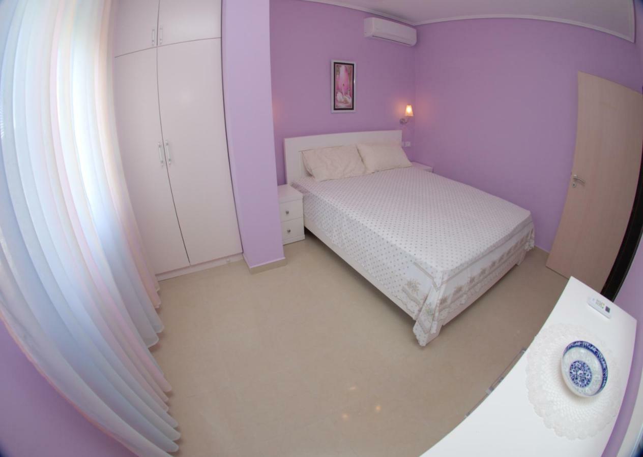 Erti'S Apartments Sarande Luaran gambar